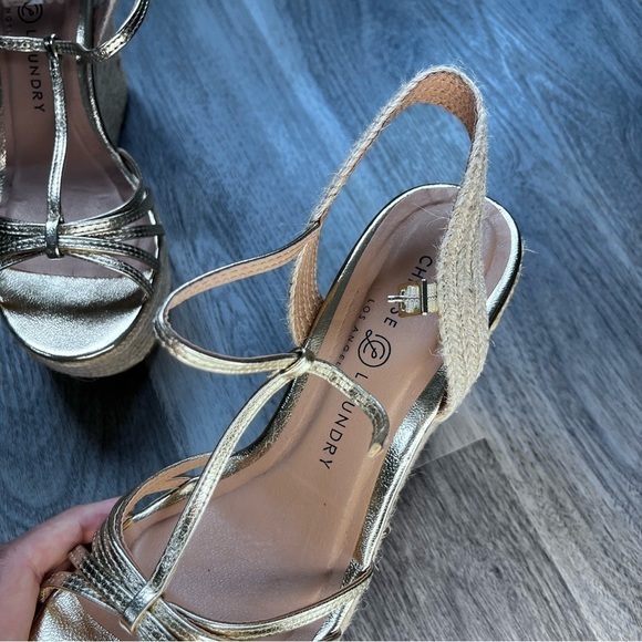 CHINESE Laundry Evie Metallic Wedge Women’s Size 9 - Picture 4 of 8